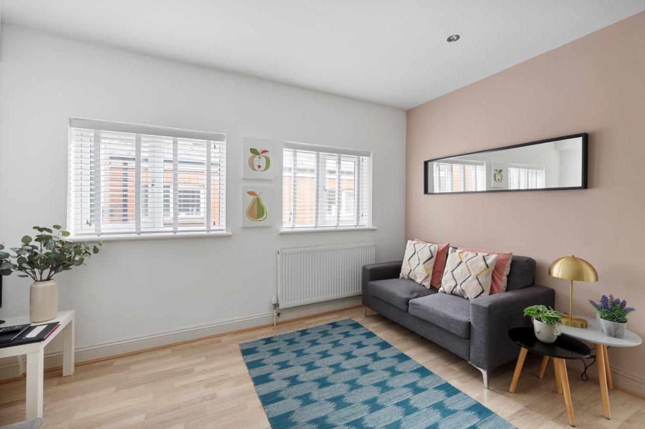 Albany By Black Door Stays Cardiff Exterior foto