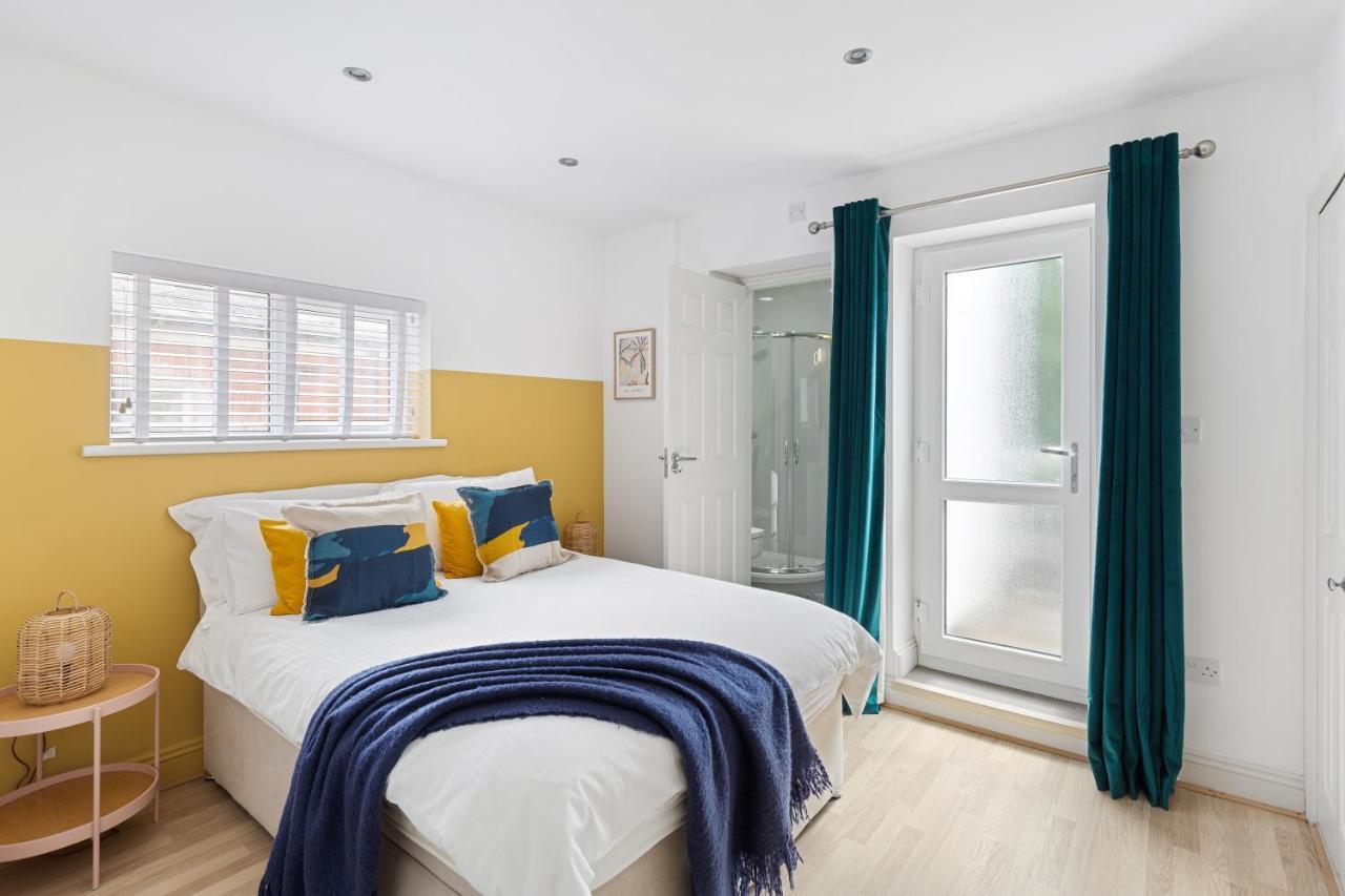 Albany By Black Door Stays Cardiff Exterior foto